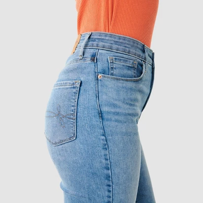 DENIZEN® From Levi's® Women's Ultra-High Rise Sculpting Cropped Flare Jeans 6 DENIZEN® From Levi's® Women's Ultra-High Rise Sculpting Cropped Flare Jeans - Image 4