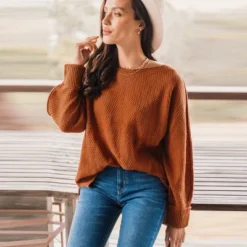 Women's Neutral Split Hem Relaxed Sweater - Cupshe