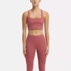 Reebok Yoga Peached Crop Top -Women Store GUEST 5c165292 d696 46bd a049 796456cadc7b