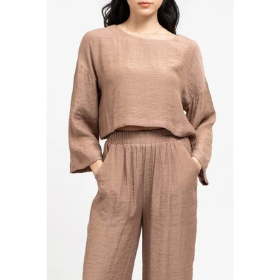 August Sky Women's Extended Shoulder Crop Top 7 August Sky Women's Extended Shoulder Crop Top - Image 5