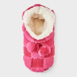 Women's Checkered Faux Fur Booties With Poms And Grippers - Pink 8 Women's Checkered Faux Fur Booties With Poms And Grippers - Pink -Women Store GUEST 6a718097 b6e7 45c0 ba56 feab6797198a