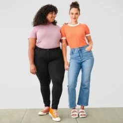 DENIZEN® From Levi's® Women's Ultra-High Rise Sculpting Cropped Flare Jeans 9 DENIZEN® From Levi's® Women's Ultra-High Rise Sculpting Cropped Flare Jeans -Women Store GUEST 7683932d 9385 49d4 8088 6545e413fd70