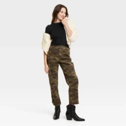 Women's 2pk Long Sleeve Shrunken Rib T-Shirt - Universal Thread™ White/Black -Women Store GUEST 8b2a5d4e b0f8 4fe6 b293 05636a506e24