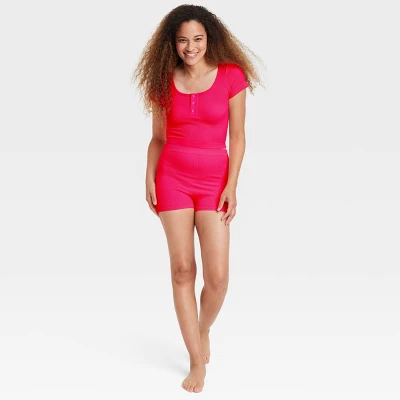 Women's Seamless Henley Top - Colsie™ 7 Women's Seamless Henley Top - Colsie™ - Image 5