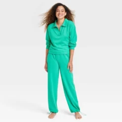 Women's Lounge Sweatshirt - Colsie™ -Women Store GUEST a7d11634 a911 43e9 9c84 aa18f061cc0e