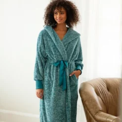 Women's Soft Plush Fleece Robe With Hood, Long Warm Hooded Bathrobe -Women Store GUEST ae4a67b5 0397 4b8a 9ad3 77bc2a47d346