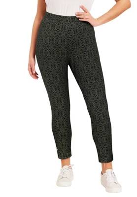 June + Vie By Roaman's Women’s Plus Size Essential Cropped Legging 7 June + Vie By Roaman's Women’s Plus Size Essential Cropped Legging - Image 5