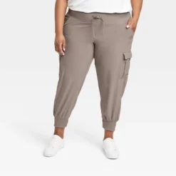 Women's Stretch Woven Tapered Cargo Pants - All In Motion™ 19 Women's Stretch Woven Tapered Cargo Pants - All In Motion™ -Women Store GUEST bd8b68f8 b7bb 441c 8f2b 2c49afef597c