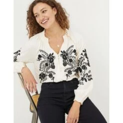 FatFace Womens Evelyn Craft Floral Blouse -Women Store GUEST c2c30498 dcef 4ae6 bf69 736b21eb95c4