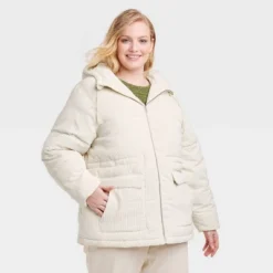 Women's Puffer Jacket - Universal Thread™ -Women Store GUEST c8852094 f973 4d81 9890 d2f3f025bb31