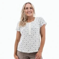 Aventura Clothing Women's Kristy Cap Sleeve Scoop Neck T-Shirt -Women Store GUEST cf97d4d2 cd46 4689 bc89 3dc67a2b7e73