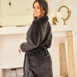 Women's Warm Soft Plush Fleece Bathrobe, Knee Length Robe, Chevrons 15 Women's Warm Soft Plush Fleece Bathrobe, Knee Length Robe, Chevrons -Women Store GUEST d9f2ef89 f84a 4608 9a3f 8f13bd75e0e9
