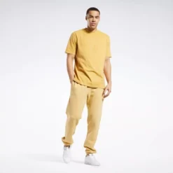 Reebok Classics Natural Dye Tee Mens Athletic T-Shirts 12 Reebok Classics Natural Dye Tee Mens Athletic T-Shirts -Women Store GUEST ef51f7e0 b7b3 4686 9537 19e32aa62368