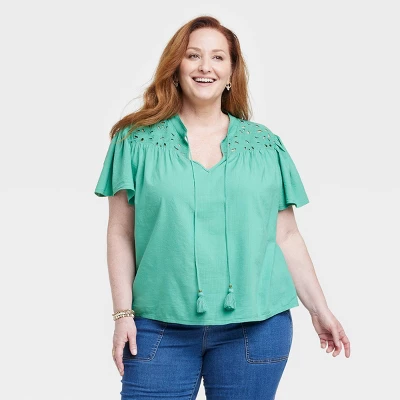 Women's Short Sleeve V-Neck Woven Eyelet Top - Knox Rose™ 5 Women's Short Sleeve V-Neck Woven Eyelet Top - Knox Rose™ - Image 3